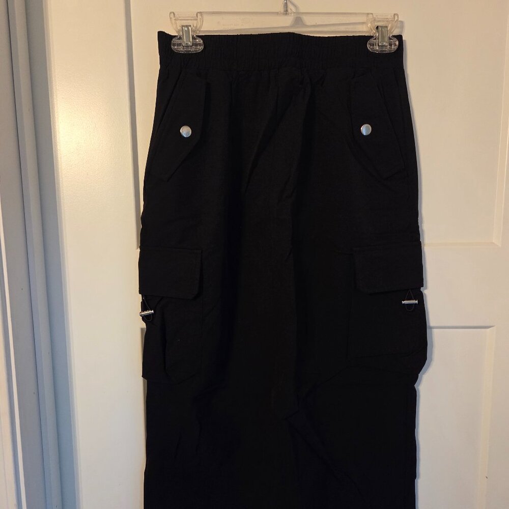 Black Halara‎ maxi skirt